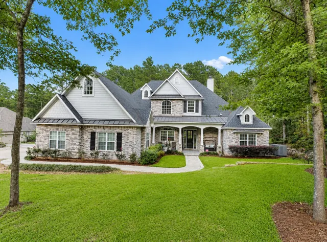 Popular Longmire Creek Estates Real Estate