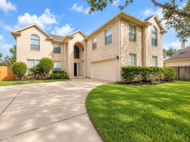 Popular Woodbridge Of Fbc Sec 5 Real Estate