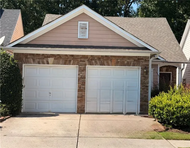 Popular Bridle Ridge Walk Real Estate