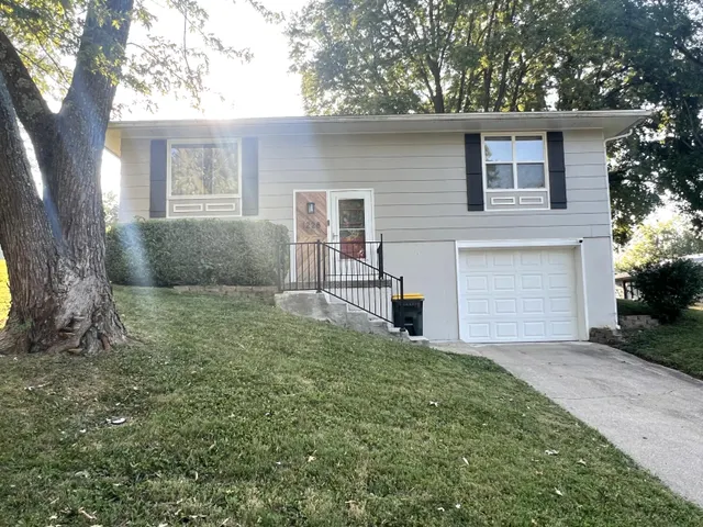 Popular BOONVILLE Real Estate