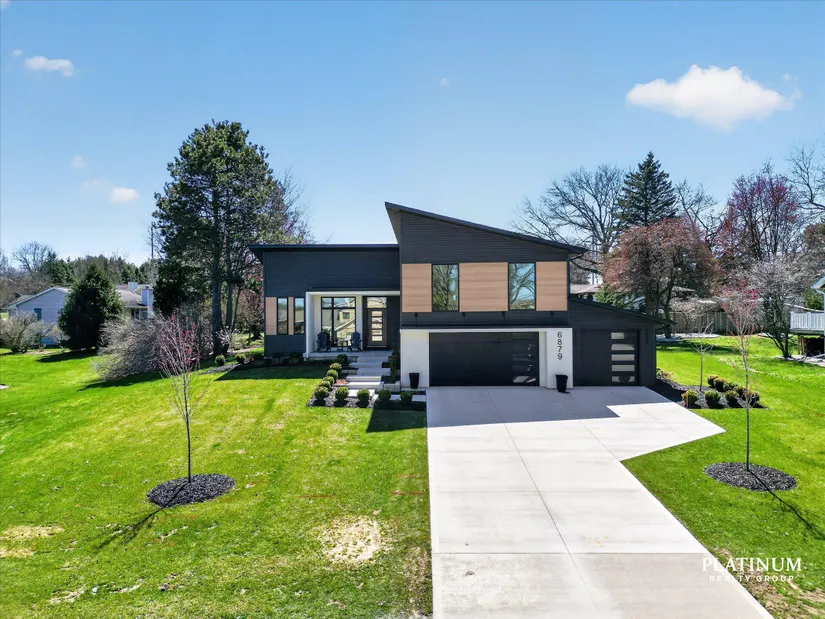 6879 Vista De Oro Drive Ne, Rockford, MI, 49341 - Photos, Videos