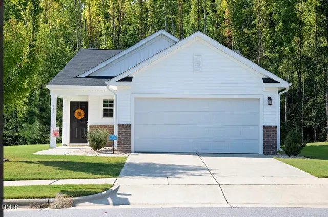 Popular Bellewood Real Estate