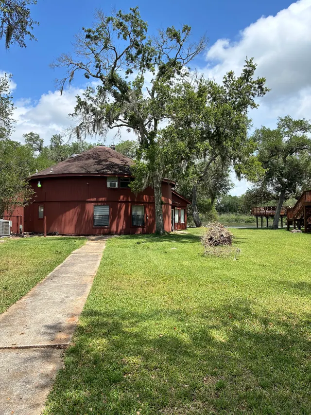 Popular Hampil-Charleton Real Estate
