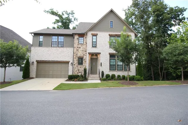Popular Aria Real Estate