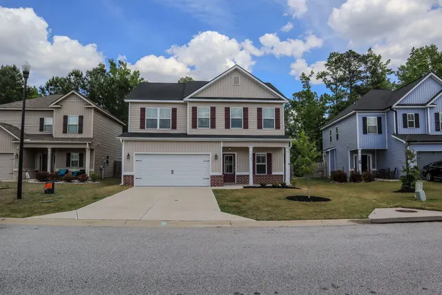 Popular Governors Place Real Estate