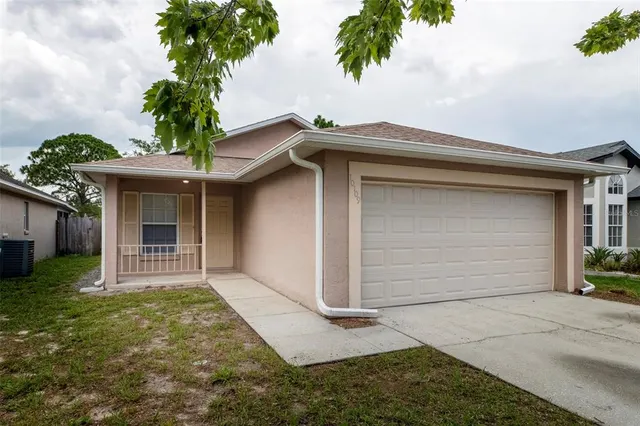Popular VISTA COVE Real Estate