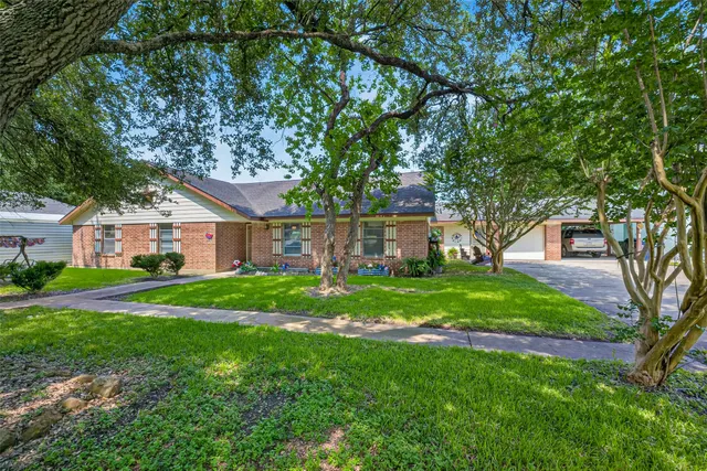 Expensive Almeda Real Estate