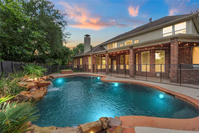 Popular Sienna Plantation Real Estate