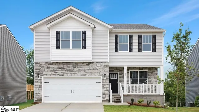 Popular Spring Ridge Real Estate