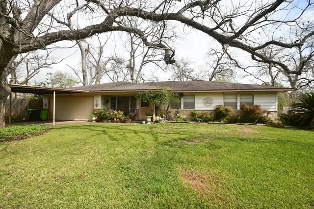 Expensive Edgewood Add Sec 8 Real Estate