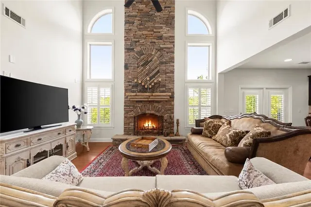 Popular WATERSTONE FALLS Real Estate