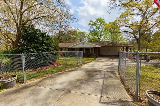 Popular Stroud Real Estate