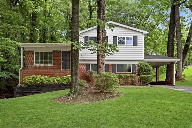 Popular Oakland Hills Real Estate