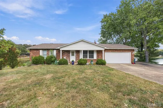 Expensive Lake Forest Estates Real Estate