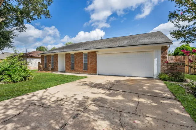 Popular Glencairn Sec 01 Real Estate