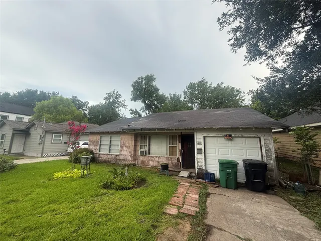 Cheap Foster Place Real Estate
