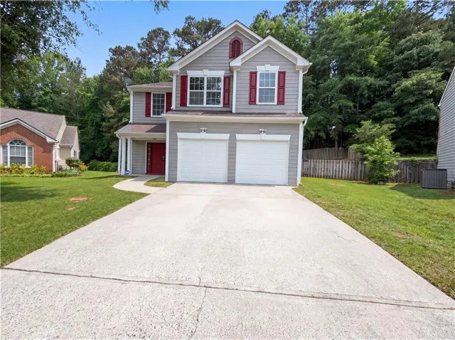 Popular Camabridge Grove Real Estate