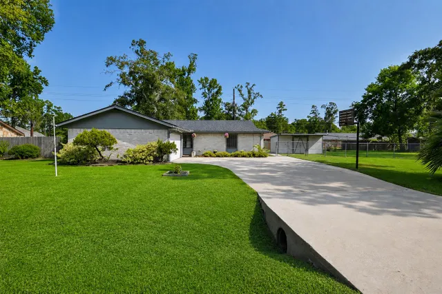 Popular Lake Shadows Sec 05 Real Estate