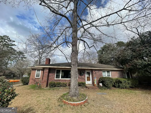 Popular Lake Luck Real Estate