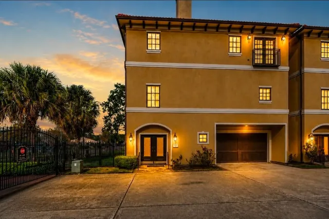 Popular Antoine Villas Real Estate