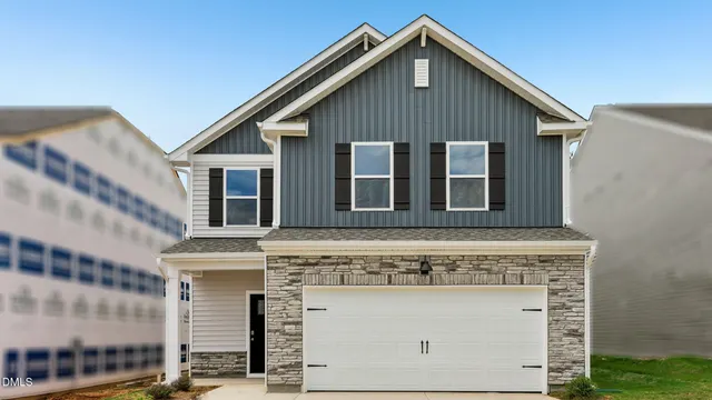 Popular The Grove at Matthews Landing Real Estate