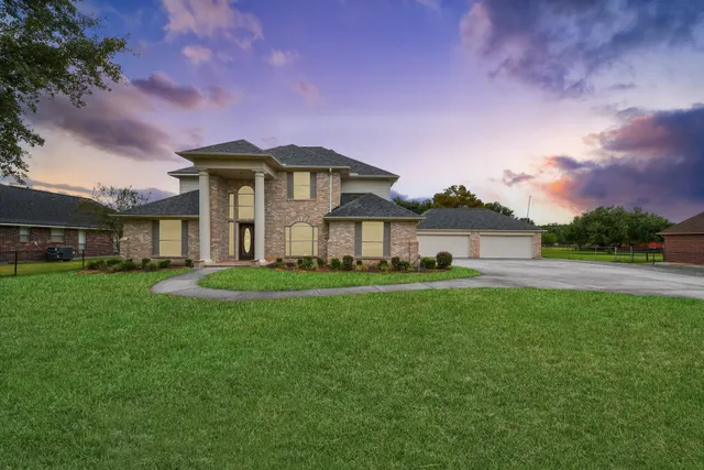 Expensive 7 Lomax Area Real Estate