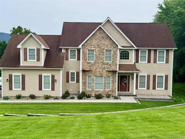 Popular Raspberry Ridge Real Estate