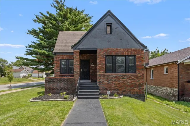 Popular Ingleside Add Real Estate