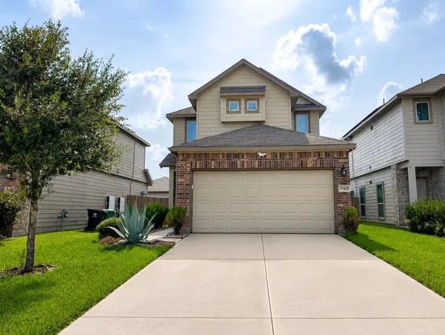 Popular South Mdw Place Real Estate