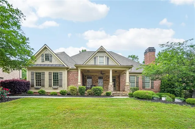 Popular Hidden Falls Real Estate
