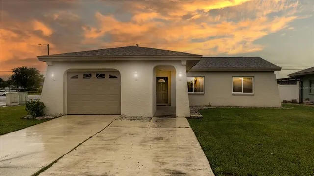 Popular BEACON MEADOWS UNIT 1 Real Estate