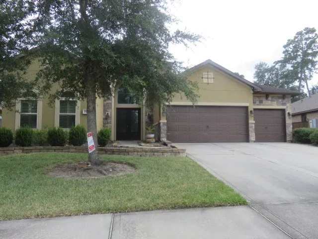 Popular Lakes Cypress Forest Real Estate