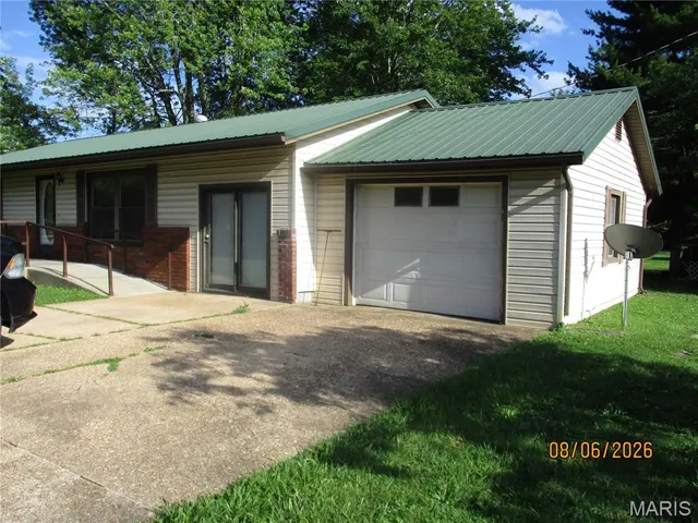 Cheap Crawford R-2 Real Estate