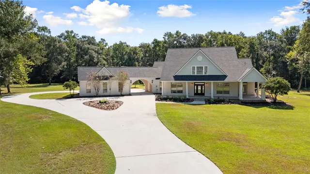Popular Commons of Lake Houston Real Estate
