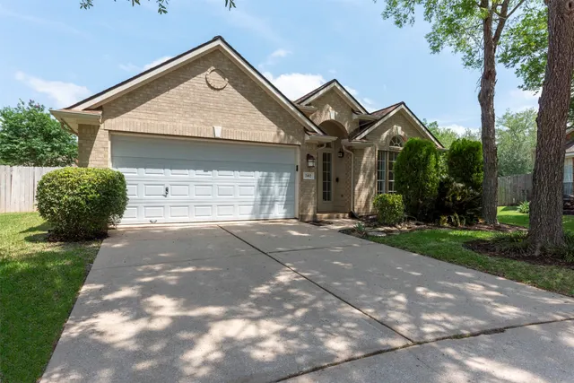 Popular Pecan Lakes Real Estate