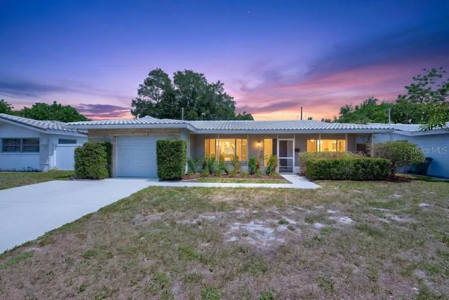 Popular GREENBRIAR UNIT 6-A Real Estate