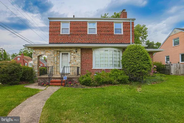 Cheap Seven Mile Real Estate