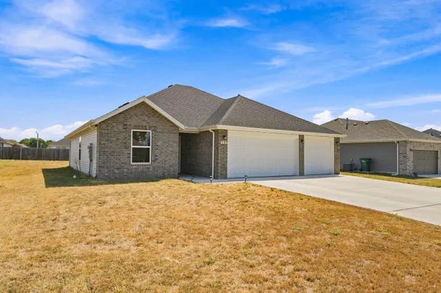 Cheap South Winds Real Estate