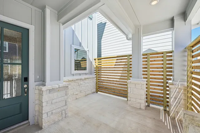 Popular Pinewood Trails Real Estate
