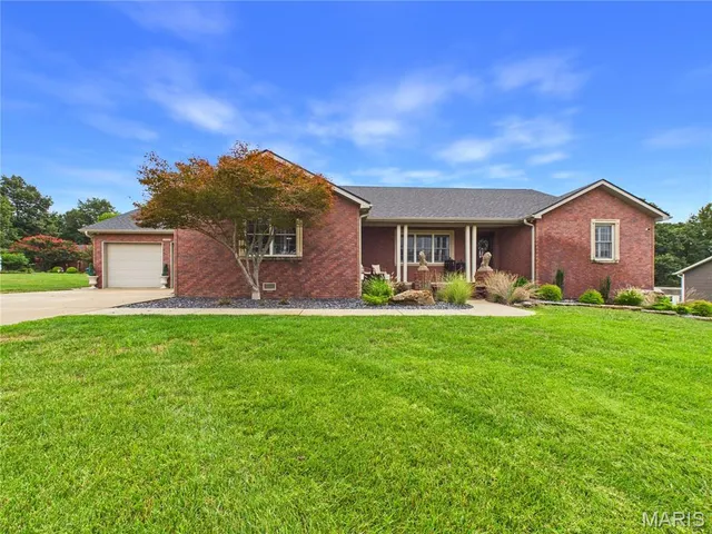 Popular Southern Hills Estate Real Estate