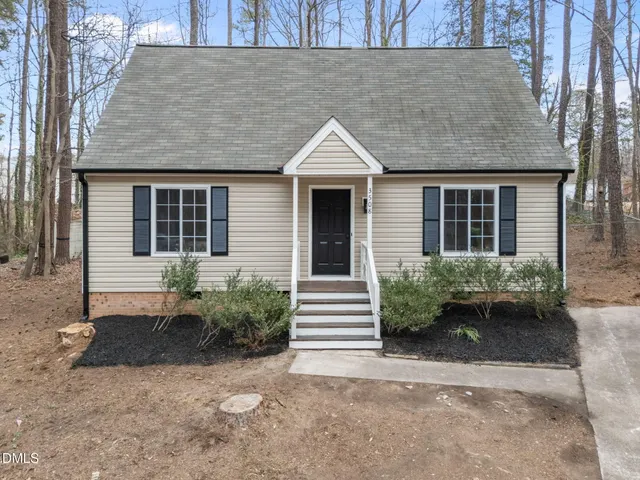 Cheap Starmount Hills Real Estate