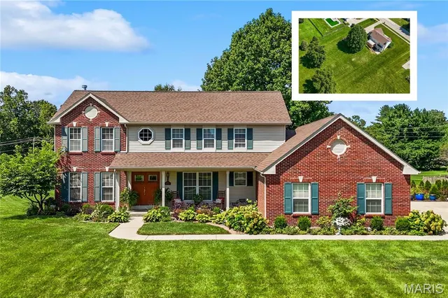 Popular Manors At Woodfield 1st Add Real Estate