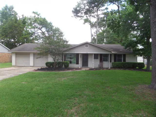 Cheap Pinewood Real Estate