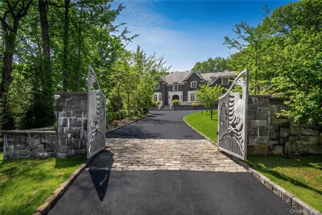 Popular Armonk Real Estate