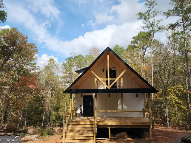 Popular Newton's Point Real Estate