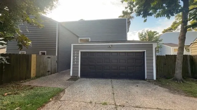 Cheap 13 Champions Area Real Estate