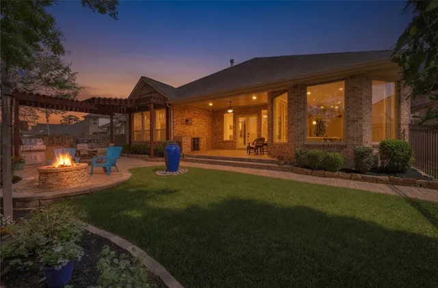 Popular Barton Woods 02 Real Estate