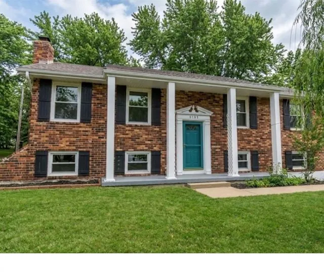Popular Mapleview Real Estate