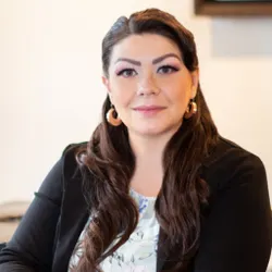 Laura Alvarez Photo