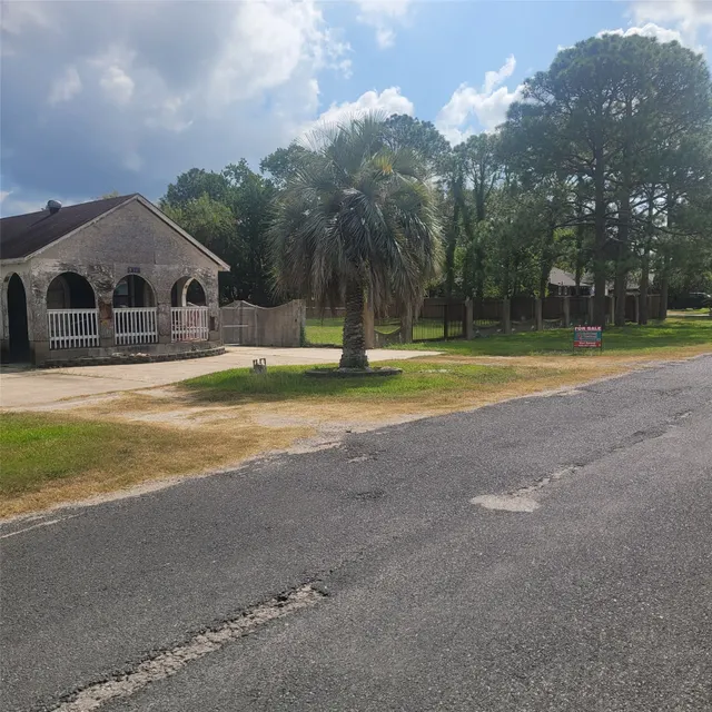Popular Amburn Boat Basin Real Estate